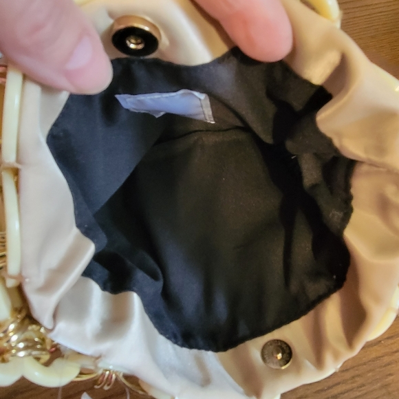 New Norstrom Top Shop Chain Purse - Picture 4 of 4